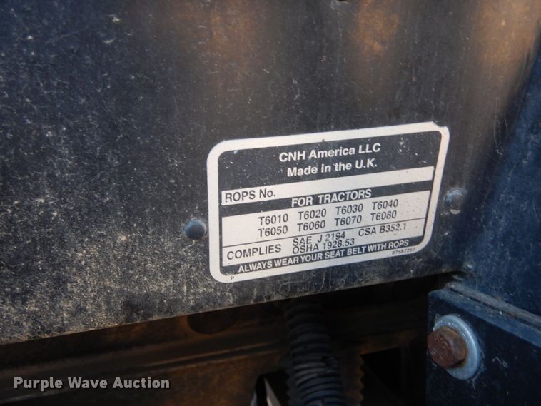 image for item LU9569 2009 New Holland T6020  tractor