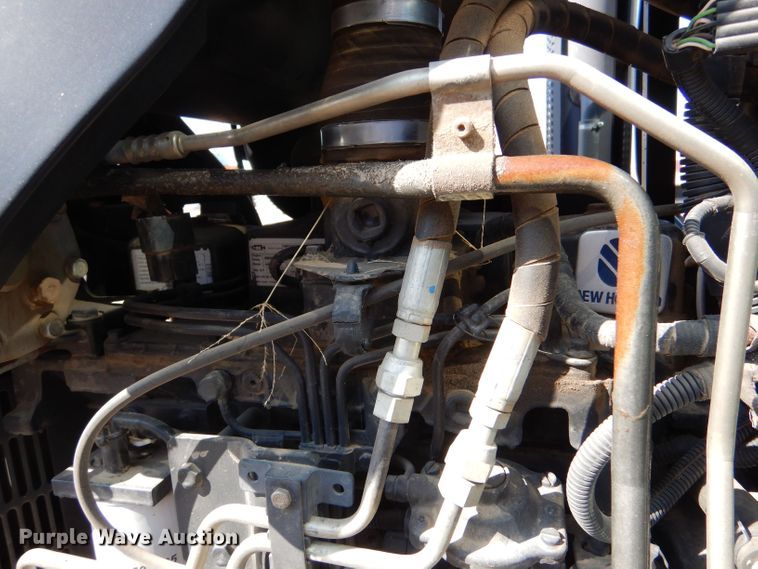 image for item LU9569 2009 New Holland T6020  tractor