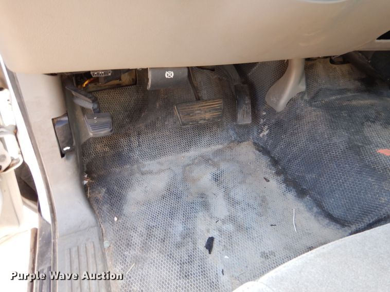 image for item LU9573 2006 Chevrolet Suburban 1500  SUV