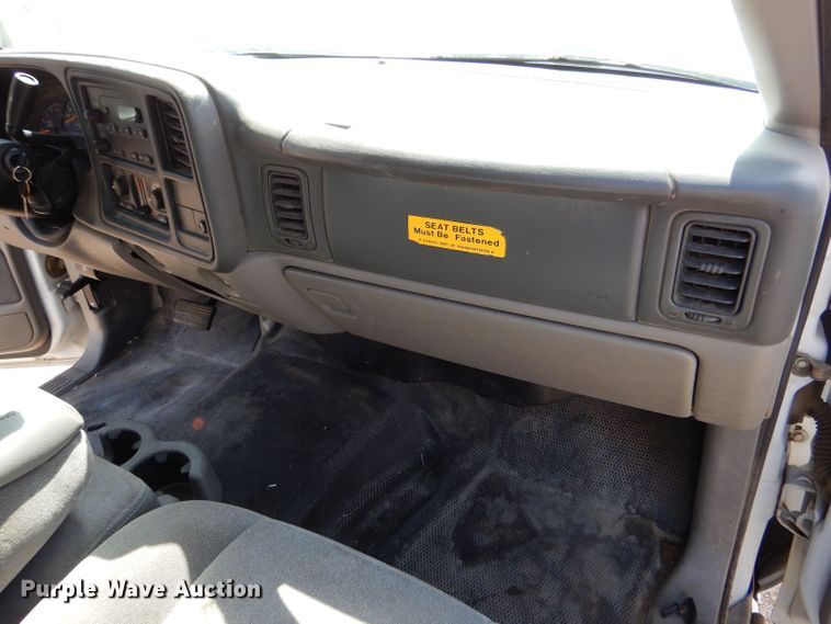 image for item LU9573 2006 Chevrolet Suburban 1500  SUV