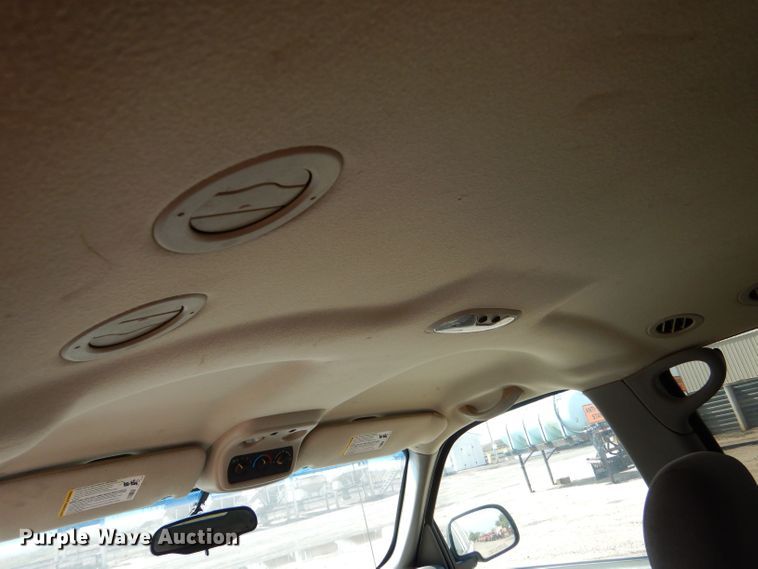 image for item LU9573 2006 Chevrolet Suburban 1500  SUV