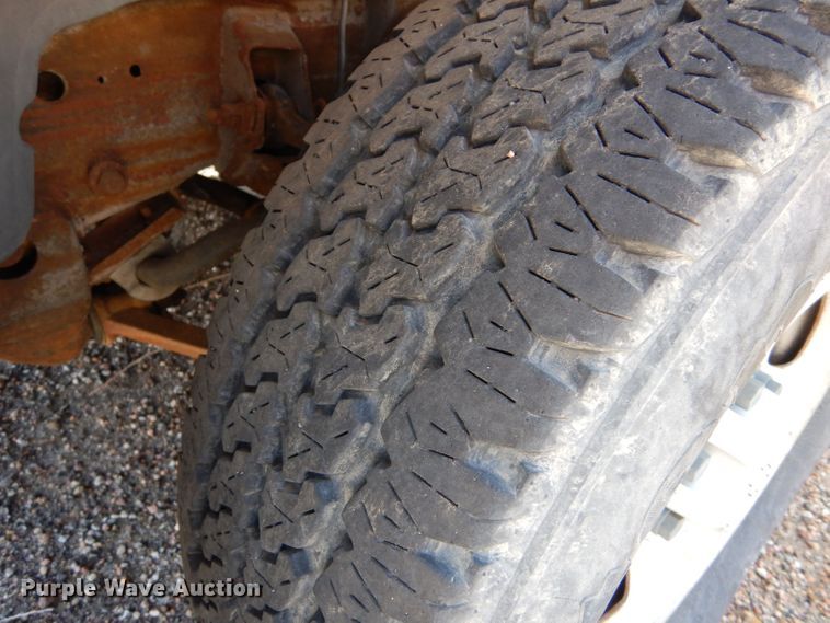 image for item LU9573 2006 Chevrolet Suburban 1500  SUV