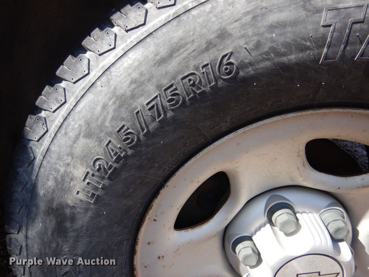 image for item LU9573 2006 Chevrolet Suburban 1500  SUV