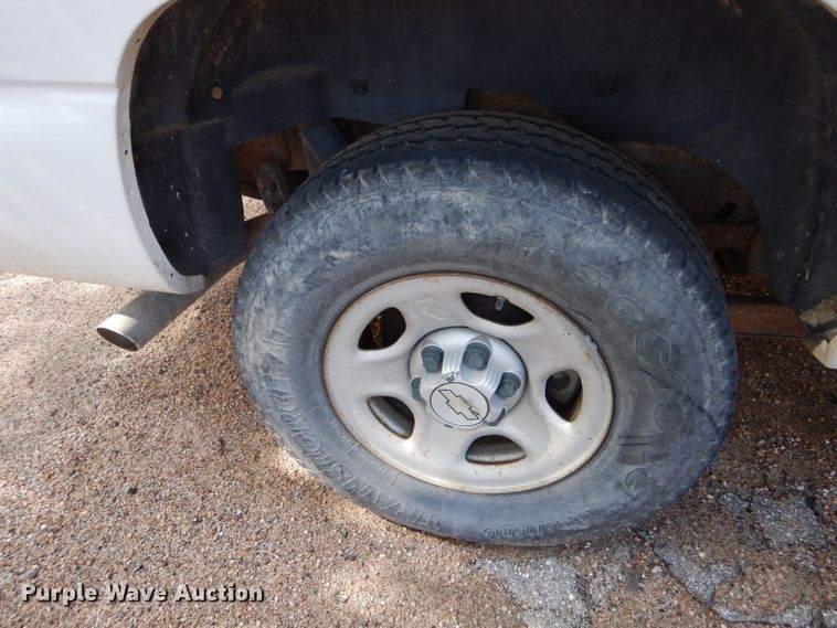 image for item LU9573 2006 Chevrolet Suburban 1500  SUV