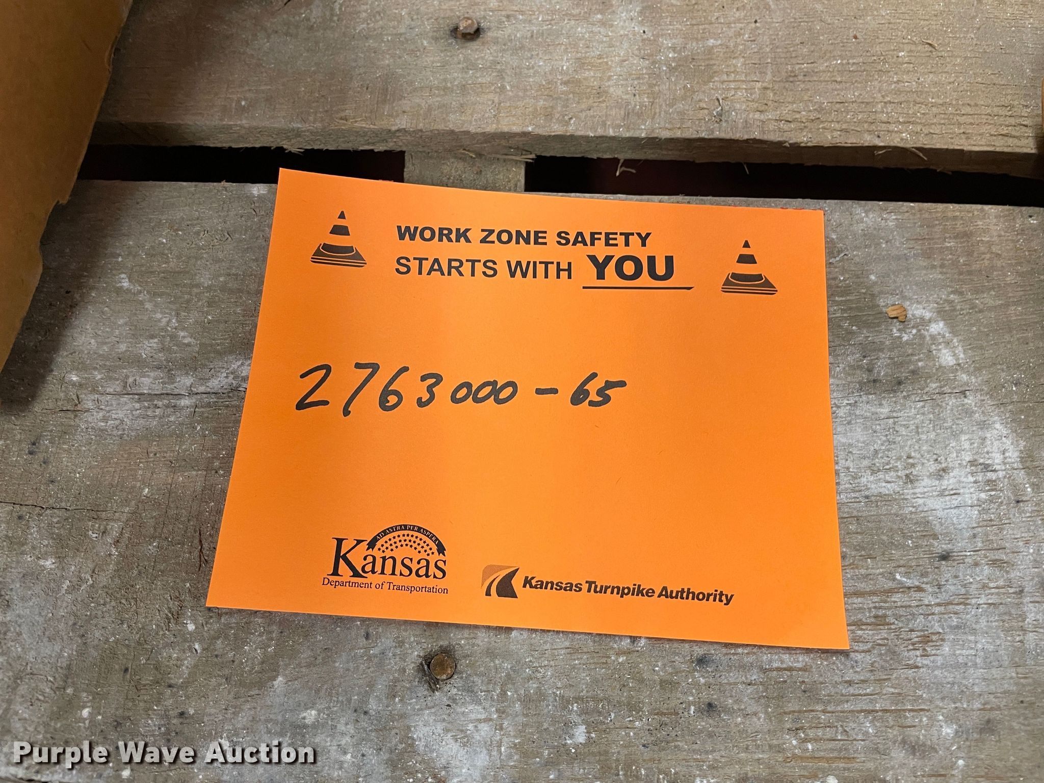 400' of 3/8" tire chain in Norton, KS Item LC9021 sold Purple Wave