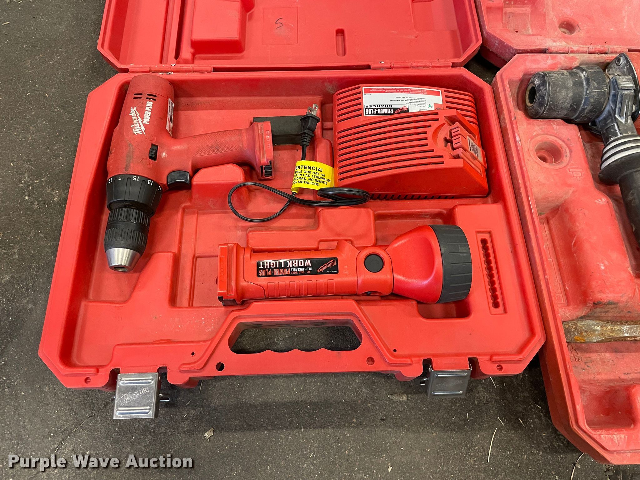 Tools in Norton, KS Item LU9535 sold Purple Wave