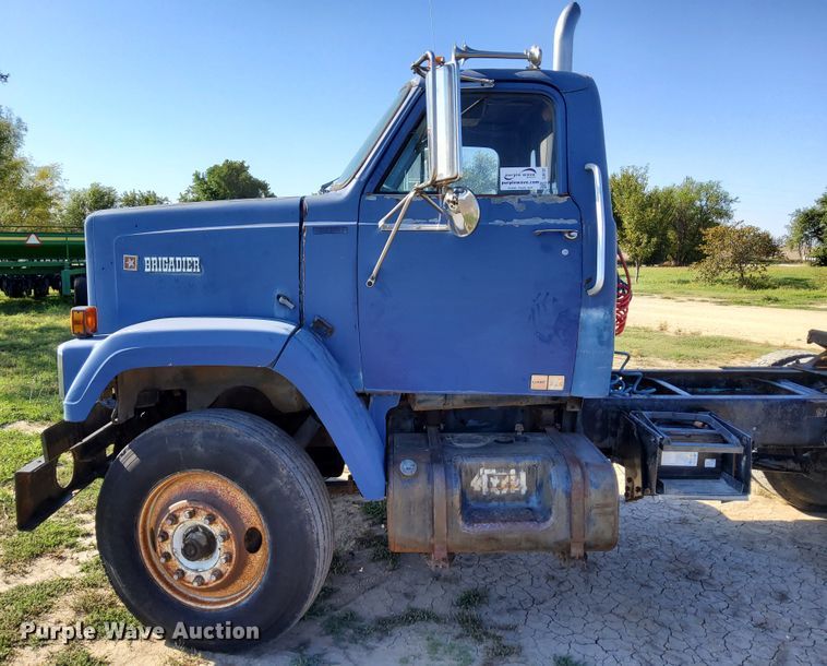 image for item DJ6132 1984 GMC Brigadier  semi truck