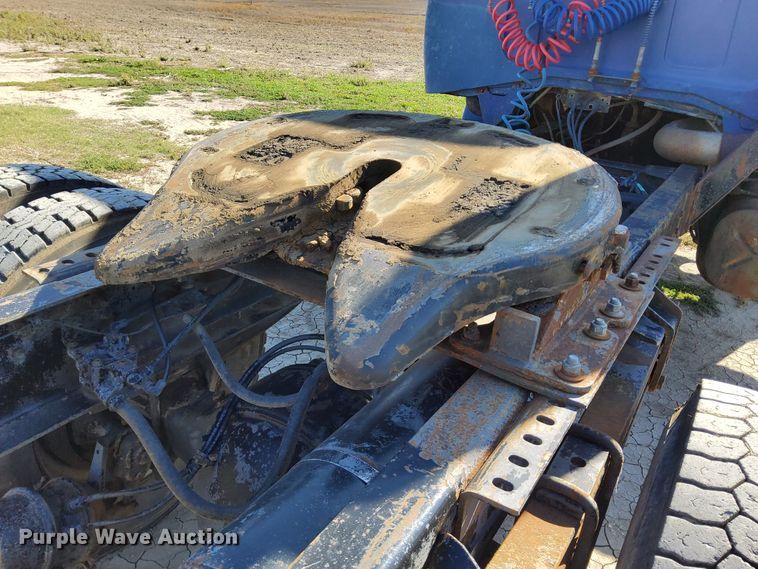 image for item DJ6132 1984 GMC Brigadier  semi truck