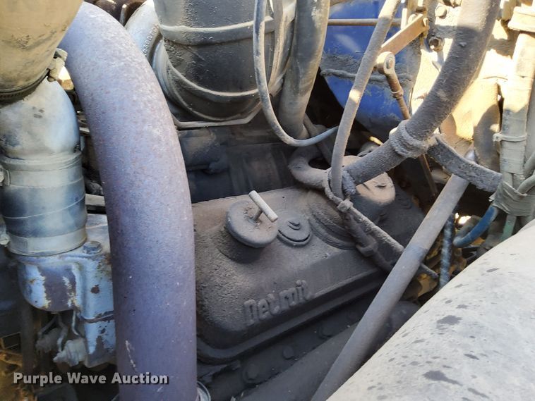 image for item DJ6132 1984 GMC Brigadier  semi truck