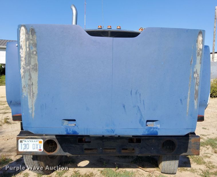 image for item DJ6132 1984 GMC Brigadier  semi truck