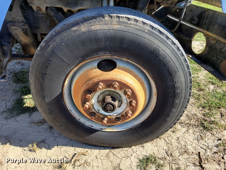 image for item DJ6132 1984 GMC Brigadier  semi truck