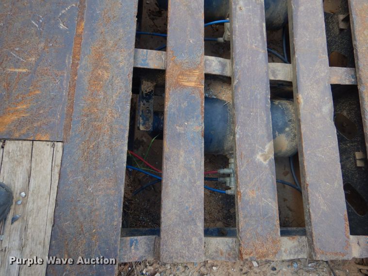 image for item DK6992 2014 XL Specialized 110HDG lowboy equipment trailer