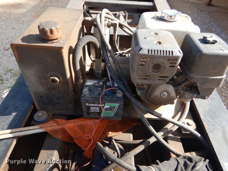 image for item DK6992 2014 XL Specialized 110HDG lowboy equipment trailer