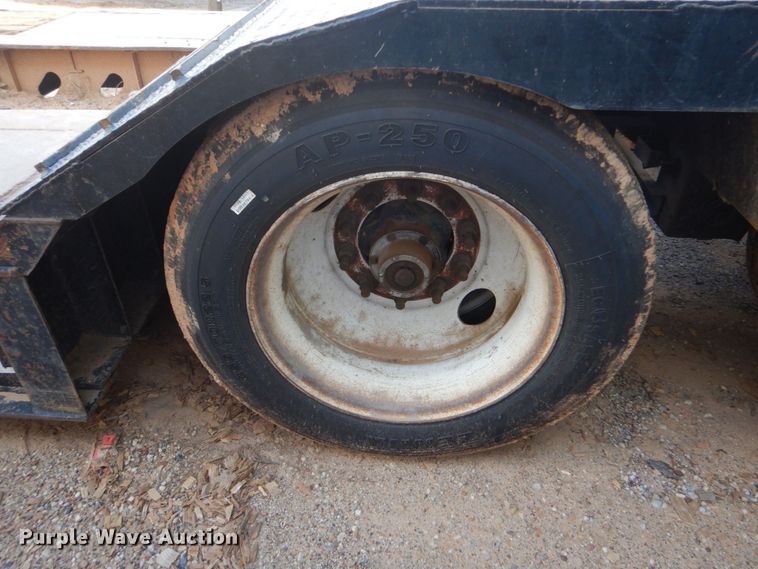 image for item DK6992 2014 XL Specialized 110HDG lowboy equipment trailer