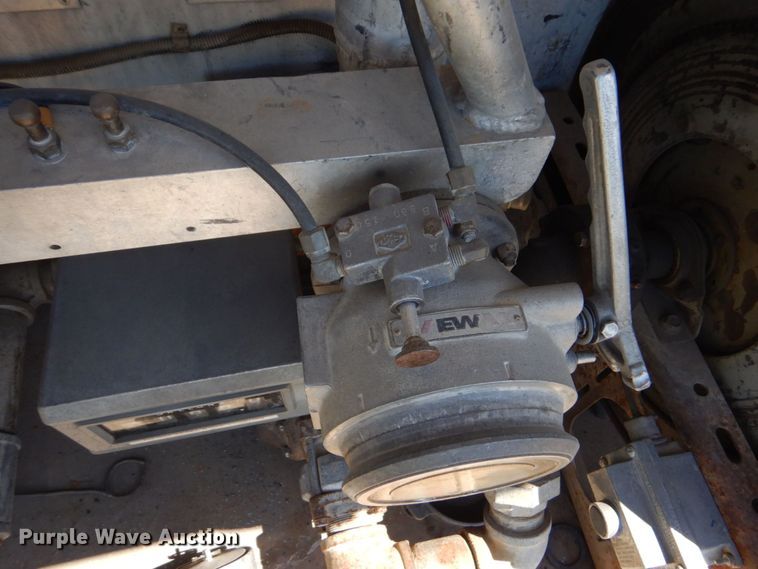 image for item DO1592 2000 Freightliner FLD  fuel truck