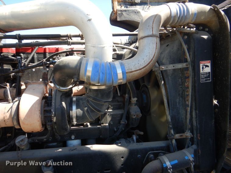 image for item DO1592 2000 Freightliner FLD  fuel truck