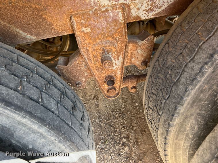 image for item DO8709 1994 Wabash SA-102CW  dry van trailer