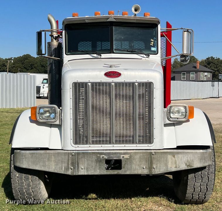 image for item DO8762 2002 Peterbilt 357  dump flatbed truck