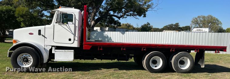 image for item DO8762 2002 Peterbilt 357  dump flatbed truck