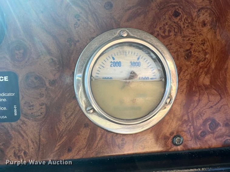 image for item DO8762 2002 Peterbilt 357  dump flatbed truck