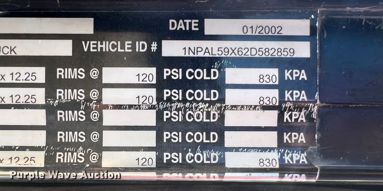 image for item DO8762 2002 Peterbilt 357  dump flatbed truck