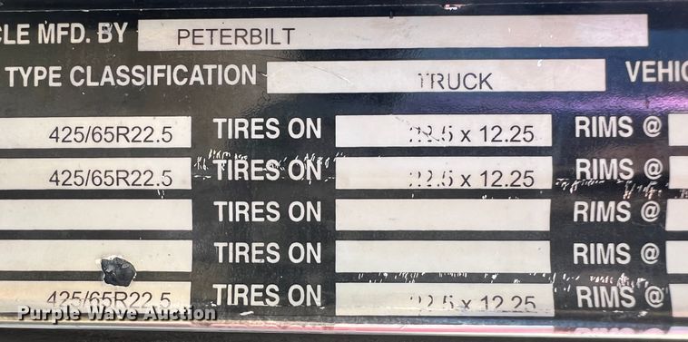 image for item DO8762 2002 Peterbilt 357  dump flatbed truck