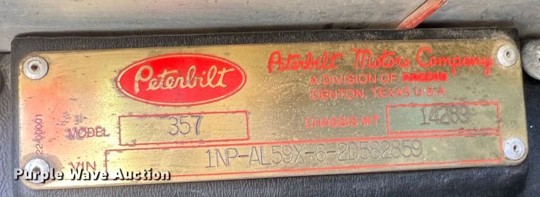 image for item DO8762 2002 Peterbilt 357  dump flatbed truck