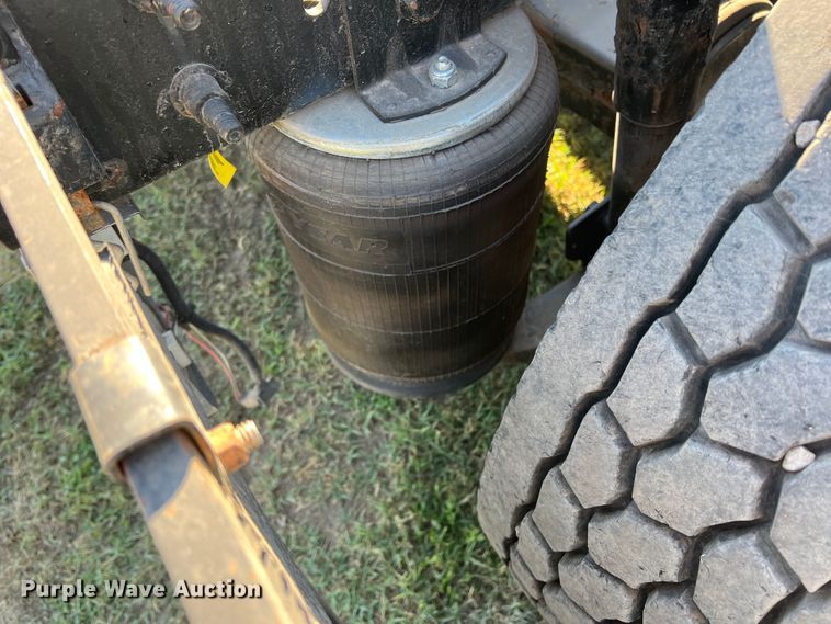 image for item DO8764 2010 International ProStar Premium  semi truck