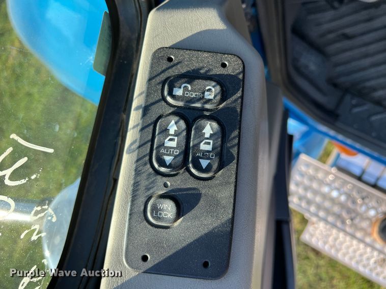 image for item DO8764 2010 International ProStar Premium  semi truck