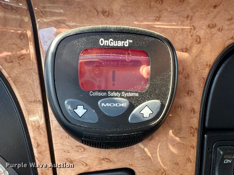 image for item DO8764 2010 International ProStar Premium  semi truck