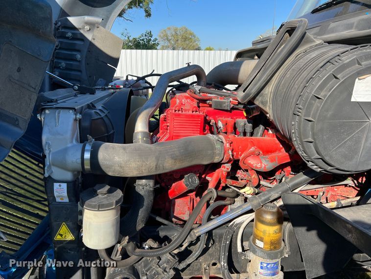 image for item DO8764 2010 International ProStar Premium  semi truck