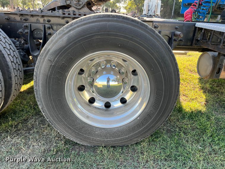 image for item DO8764 2010 International ProStar Premium  semi truck