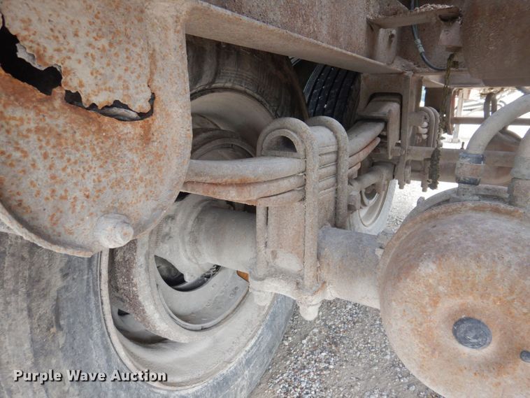 image for item DP0336 1993 Fabrex  walking floor trailer