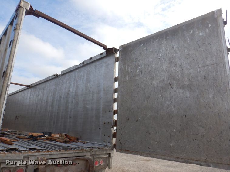 image for item DP0336 1993 Fabrex  walking floor trailer