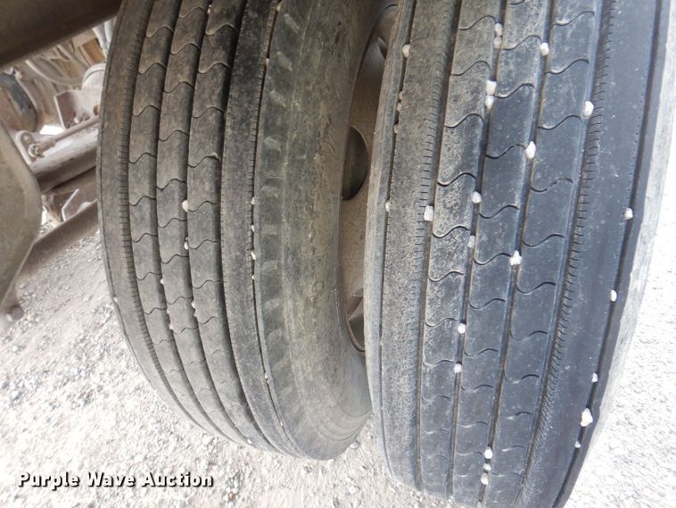 image for item DP0336 1993 Fabrex  walking floor trailer