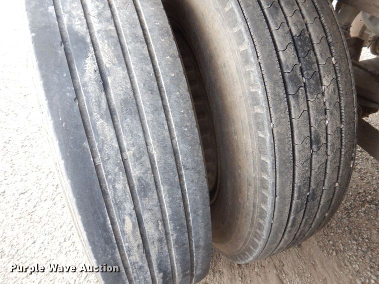 image for item DP0336 1993 Fabrex  walking floor trailer