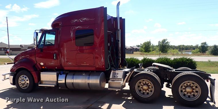 image for item DQ2947 2015 International ProStar  semi truck