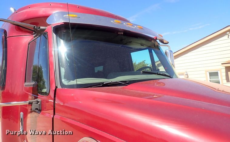 image for item DQ2947 2015 International ProStar  semi truck