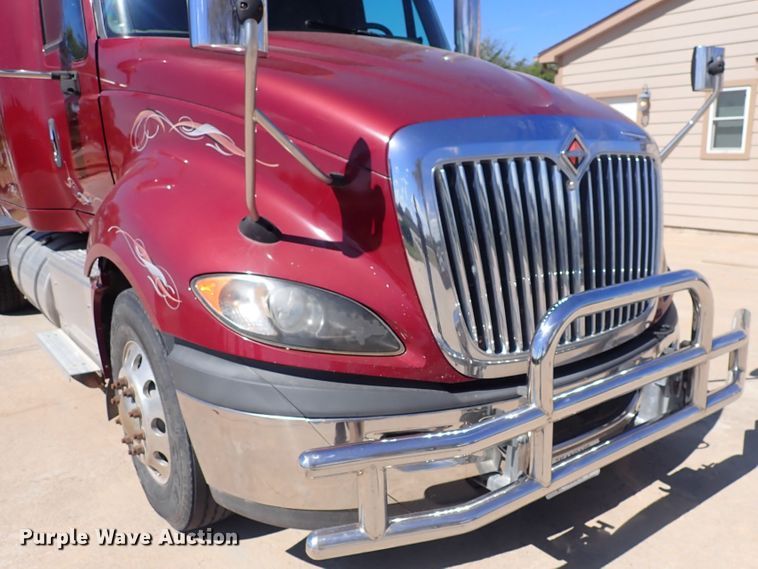 image for item DQ2947 2015 International ProStar  semi truck