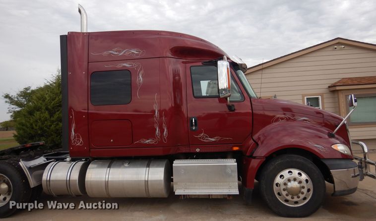 image for item DQ2947 2015 International ProStar  semi truck