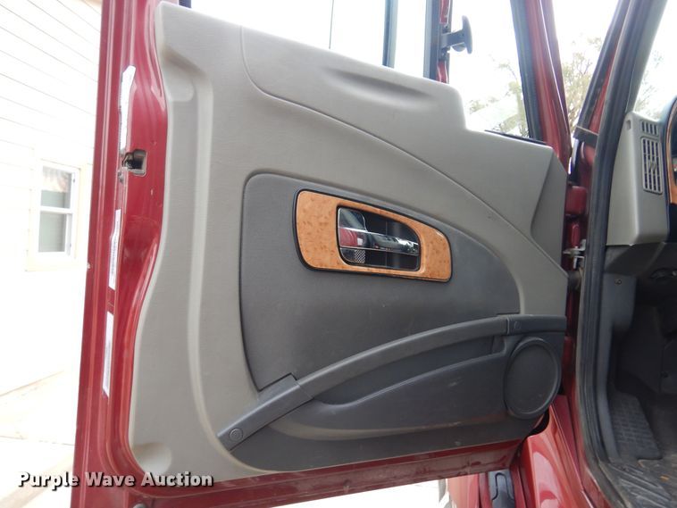 image for item DQ2947 2015 International ProStar  semi truck