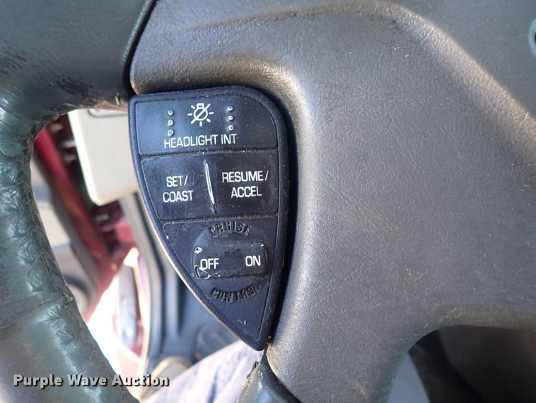 image for item DQ2947 2015 International ProStar  semi truck