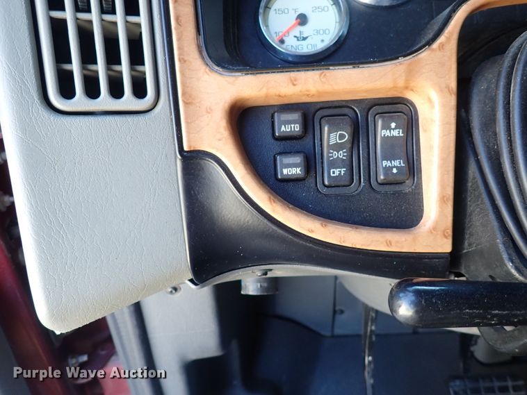 image for item DQ2947 2015 International ProStar  semi truck