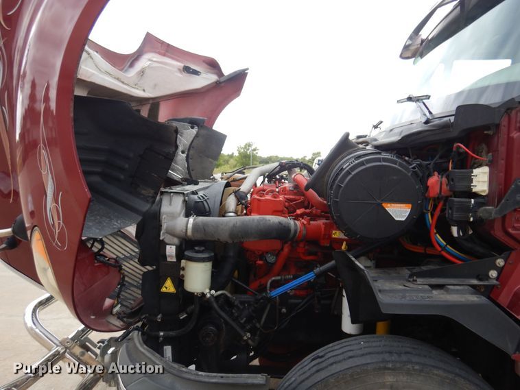 image for item DQ2947 2015 International ProStar  semi truck