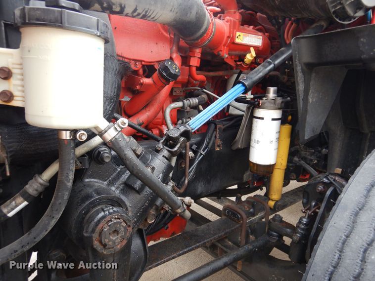 image for item DQ2947 2015 International ProStar  semi truck