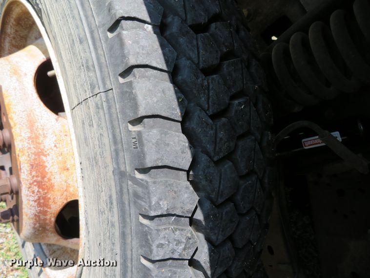 image for item DR0122 2007 Ford F550  bucket truck