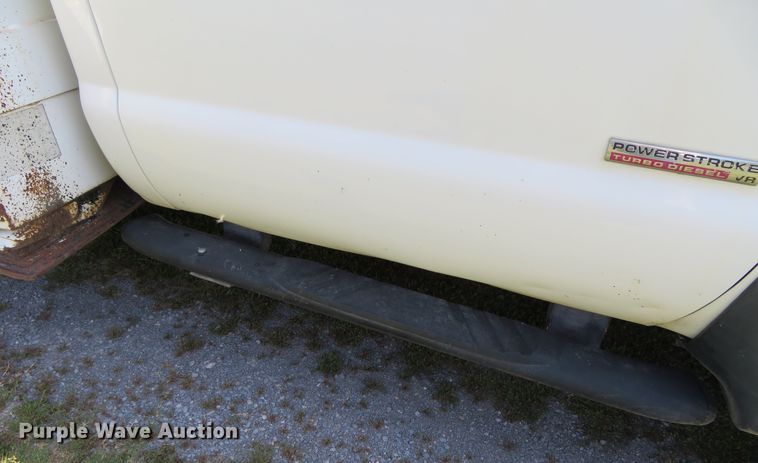 image for item DR0122 2007 Ford F550  bucket truck