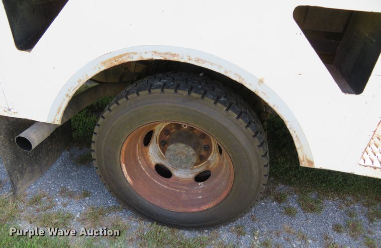 image for item DR0122 2007 Ford F550  bucket truck