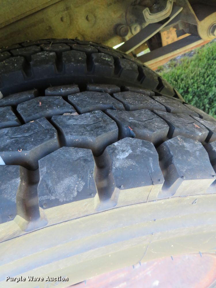 image for item DR0122 2007 Ford F550  bucket truck