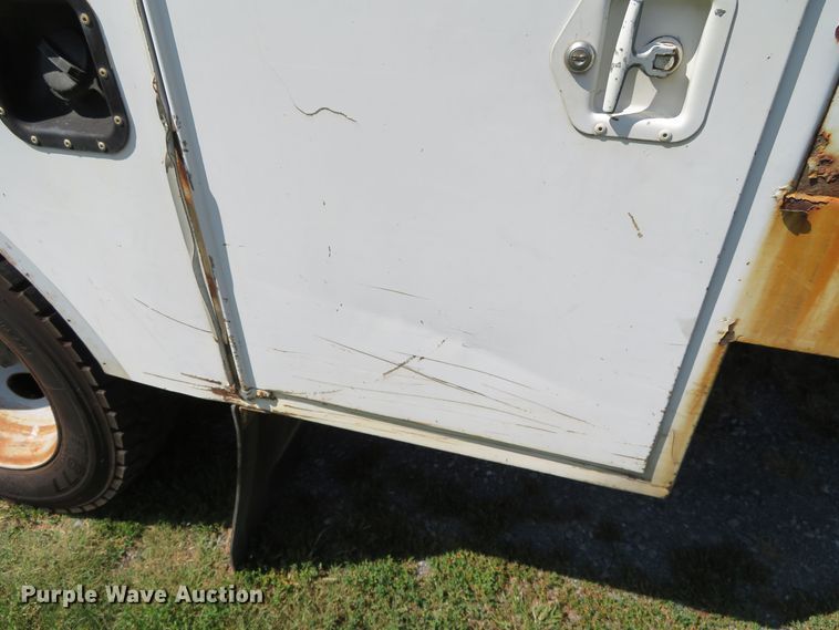 image for item DR0122 2007 Ford F550  bucket truck